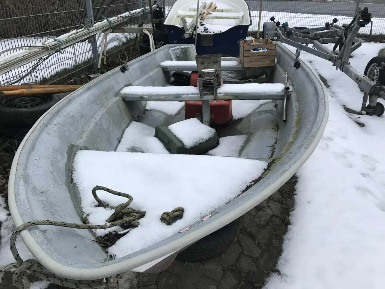 Billede 1 - jolle i assens