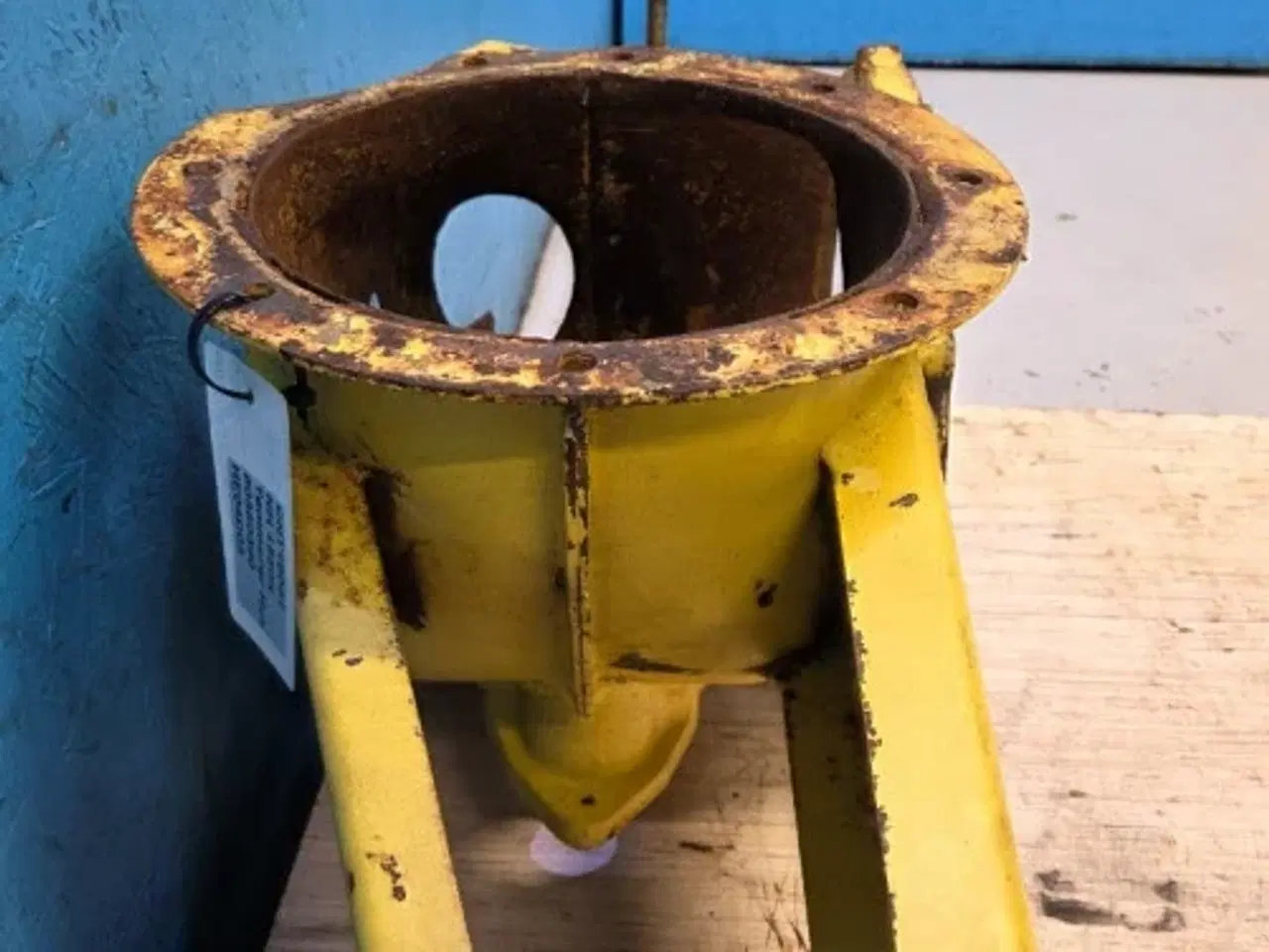 Billede 3 - New Holland 1550S Tømmerør Hus 80350390