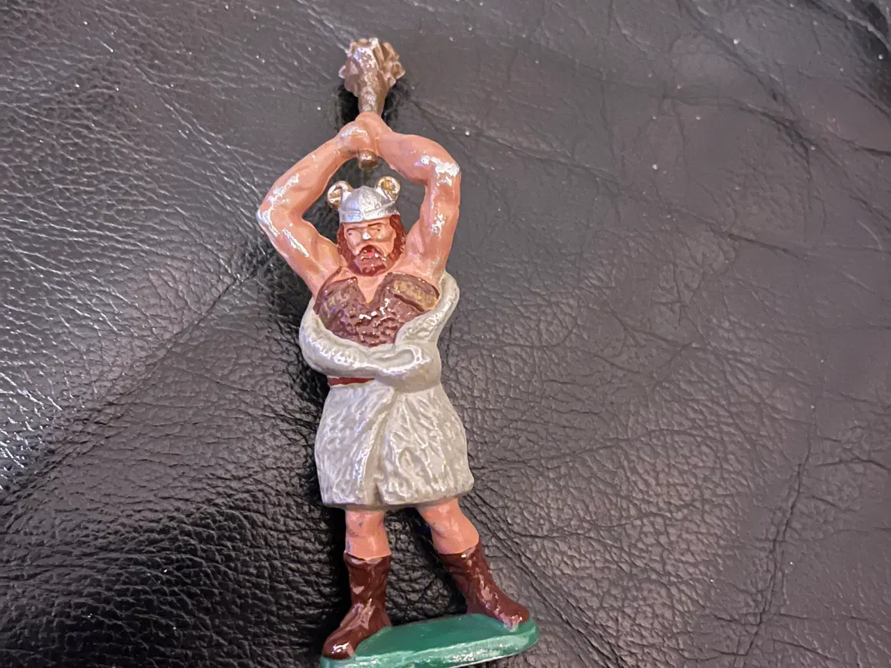 Billede 6 - Krolyn figurerer 