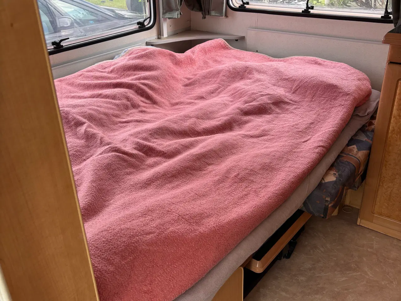 Billede 19 - Fin ældre campingvogn 
