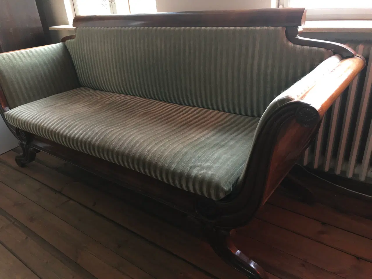 Billede 2 - Antik sofa med flotte detaljer