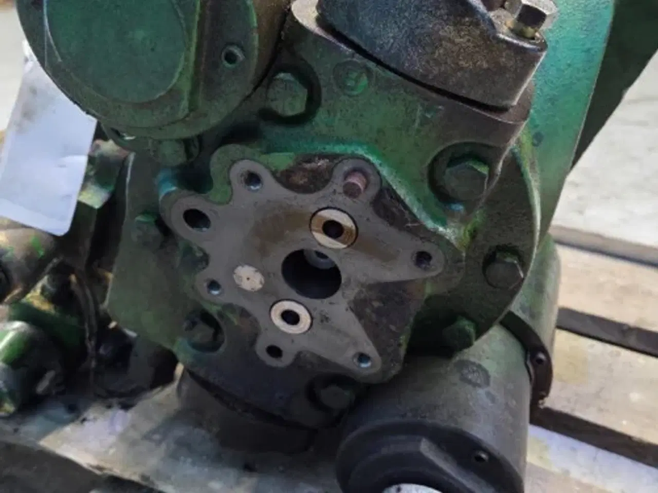 Billede 19 - John Deere T660 Hydrostatmotor AXE10219