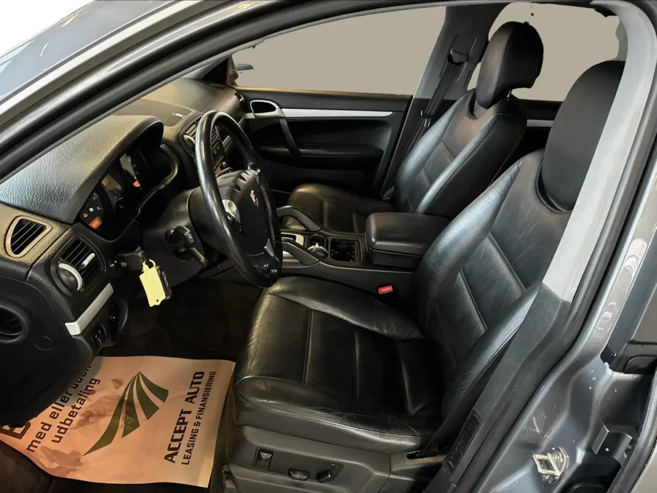 Billede 11 - Porsche Cayenne 3,2 Tiptr. Van