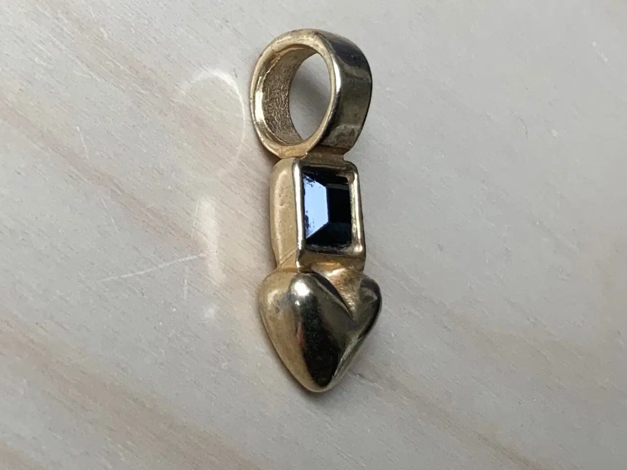 Billede 5 - Dyrberg/Kern, halsvedhæng