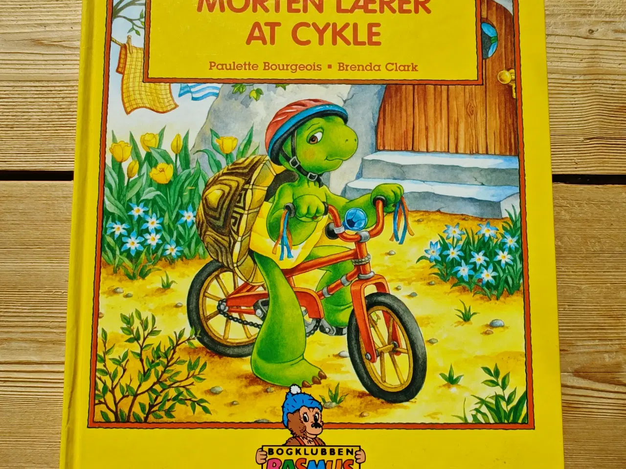 Billede 1 - Morten Skildpadde - Morten lærer at cykle BOG