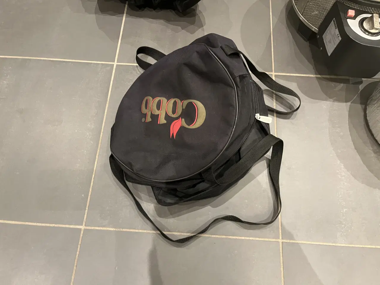 Billede 10 - Cobb gasgrill med tilbehør