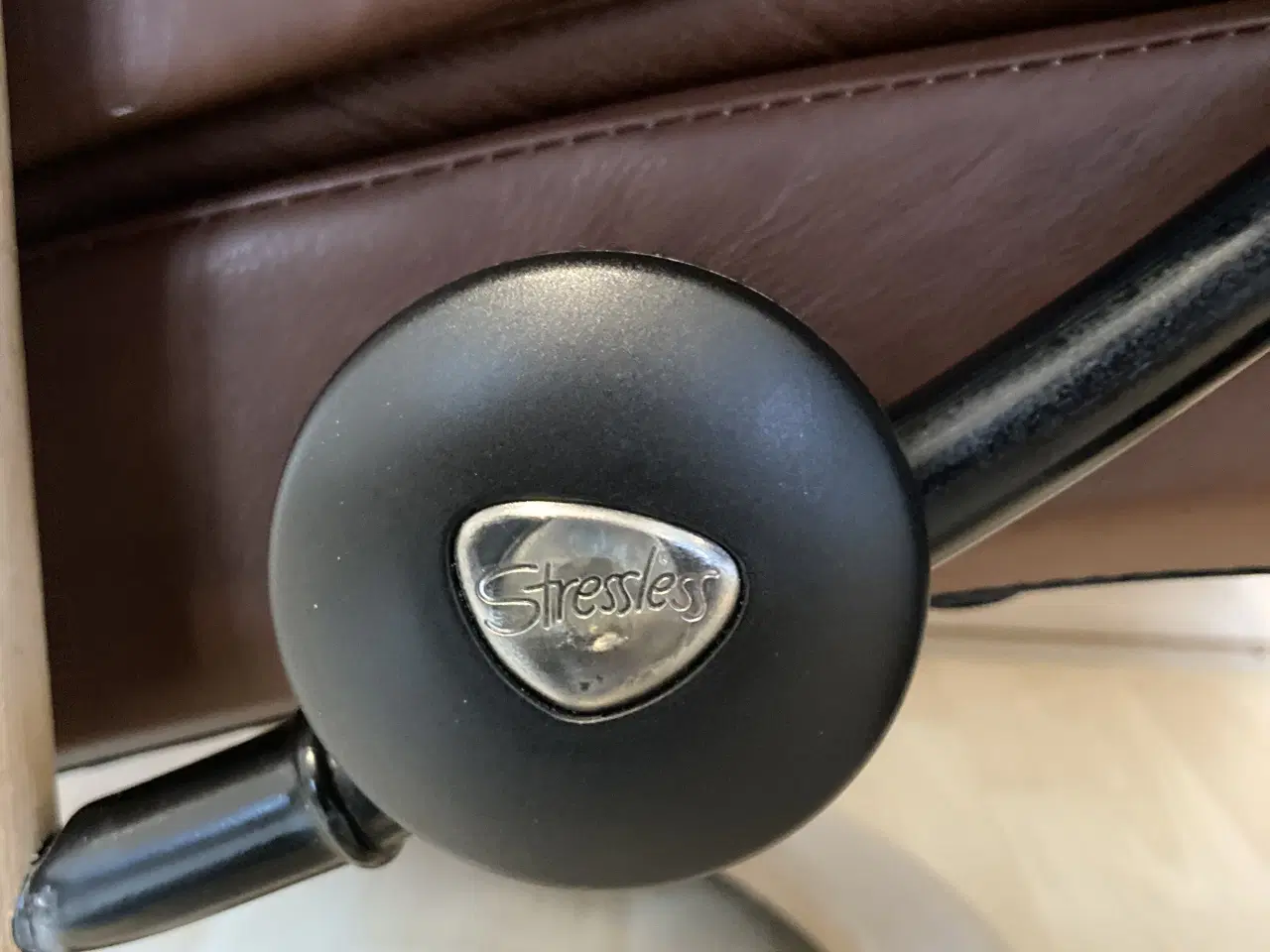 Billede 6 - Stressless læderlænestol, str small