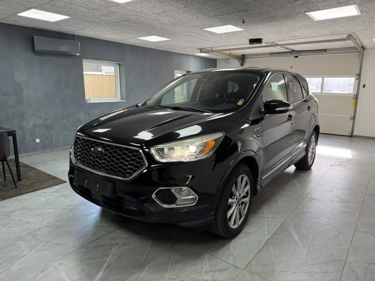 Billede 2 - Ford Kuga 2,0 TDCi Vignale Attack AWD 180HK 5d 6g Aut.