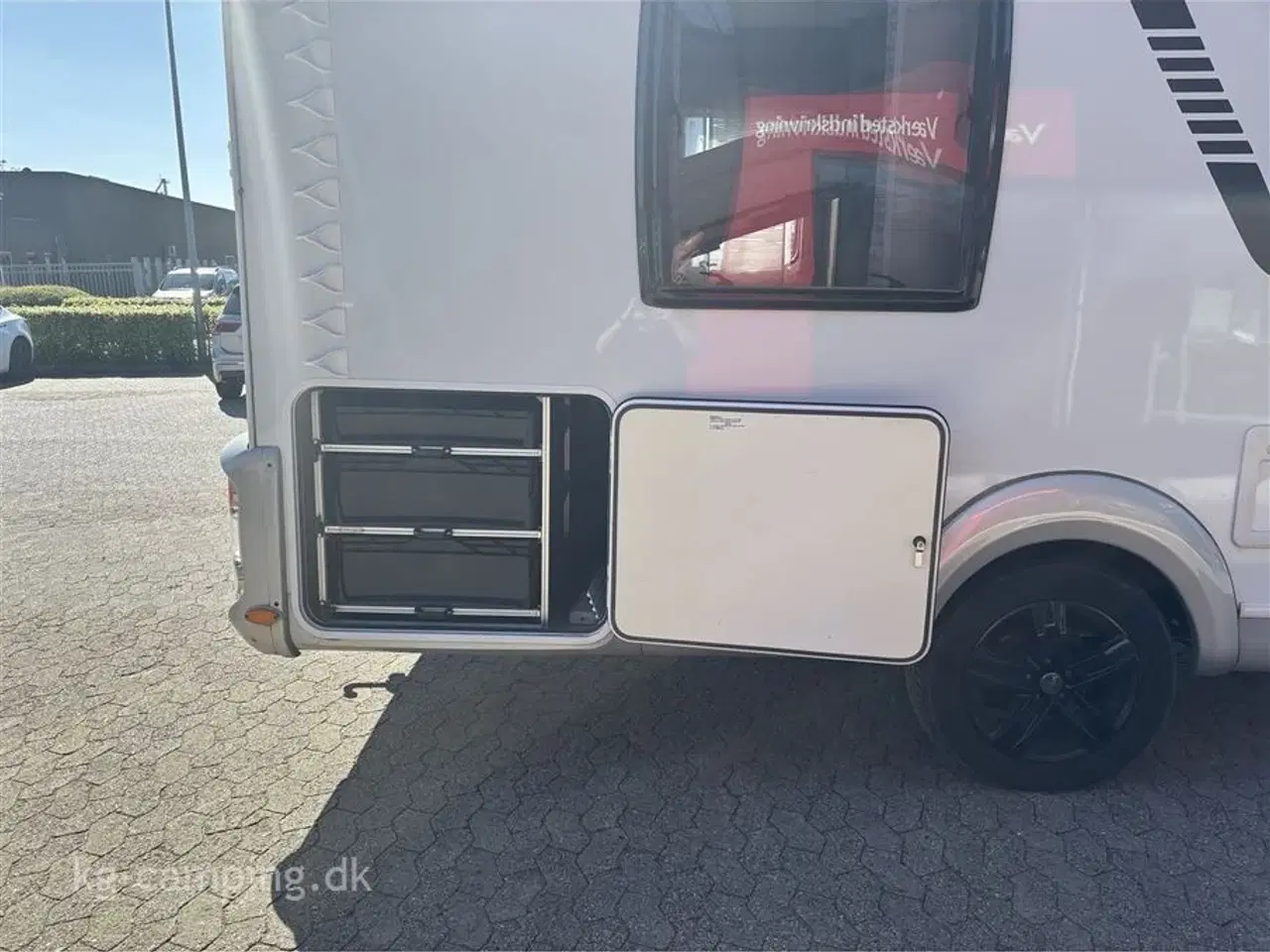 Billede 5 - 2015 - LMC I 745   Fin Helintegrerede autocamper med masser af udstyr.