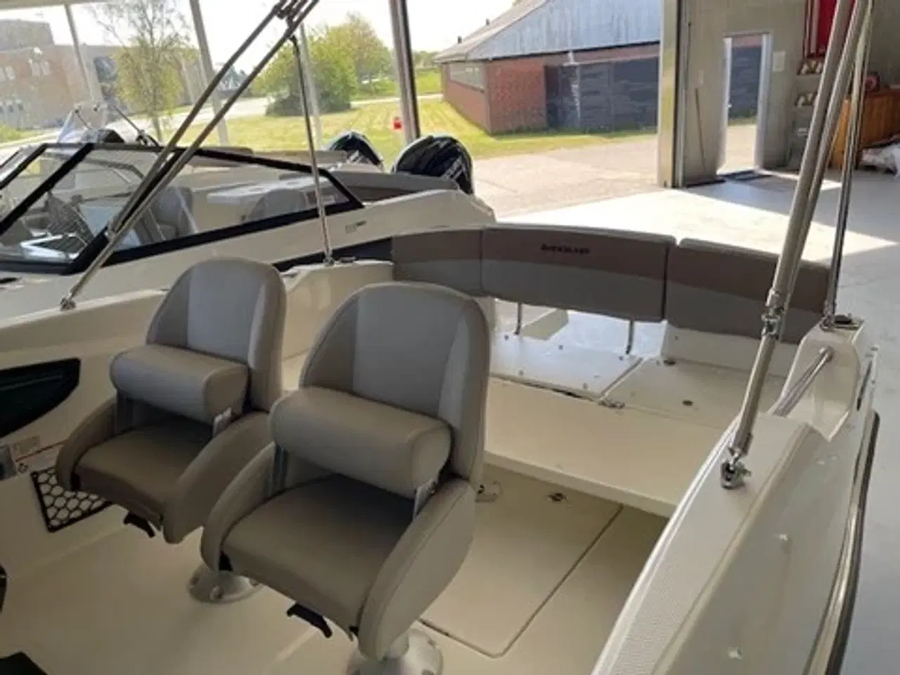 Billede 3 - 555 Cabin med Mariner F80 EFI ELPT brugt