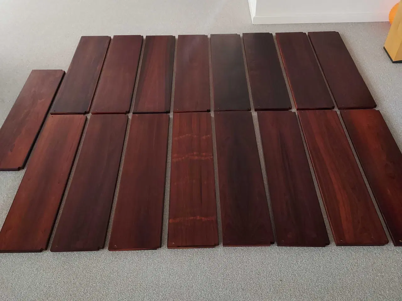 Billede 13 - Poul Cadovius reol, 19 hylder&glasskab