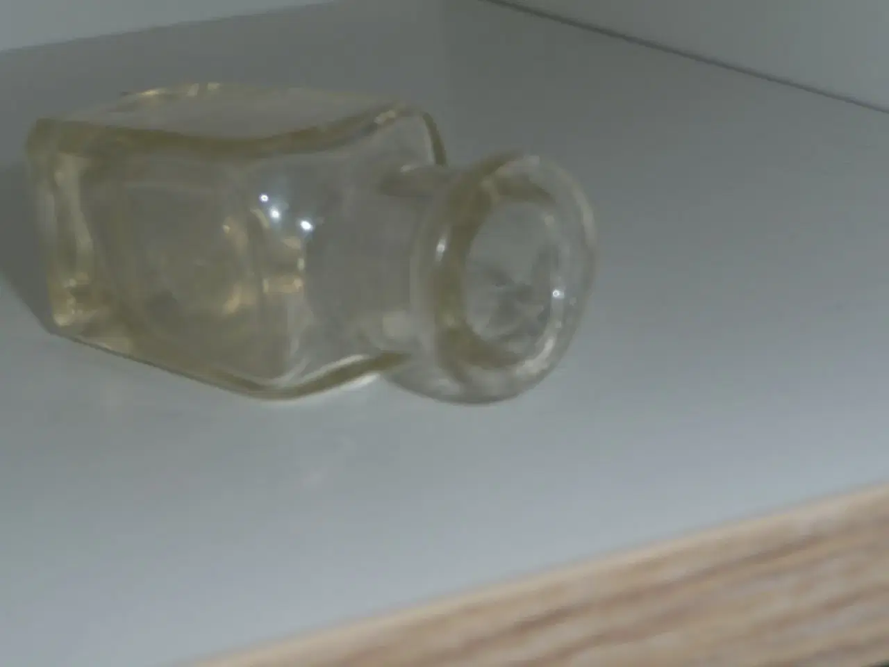 Billede 6 - gammel mundpustet flaske i klar glas