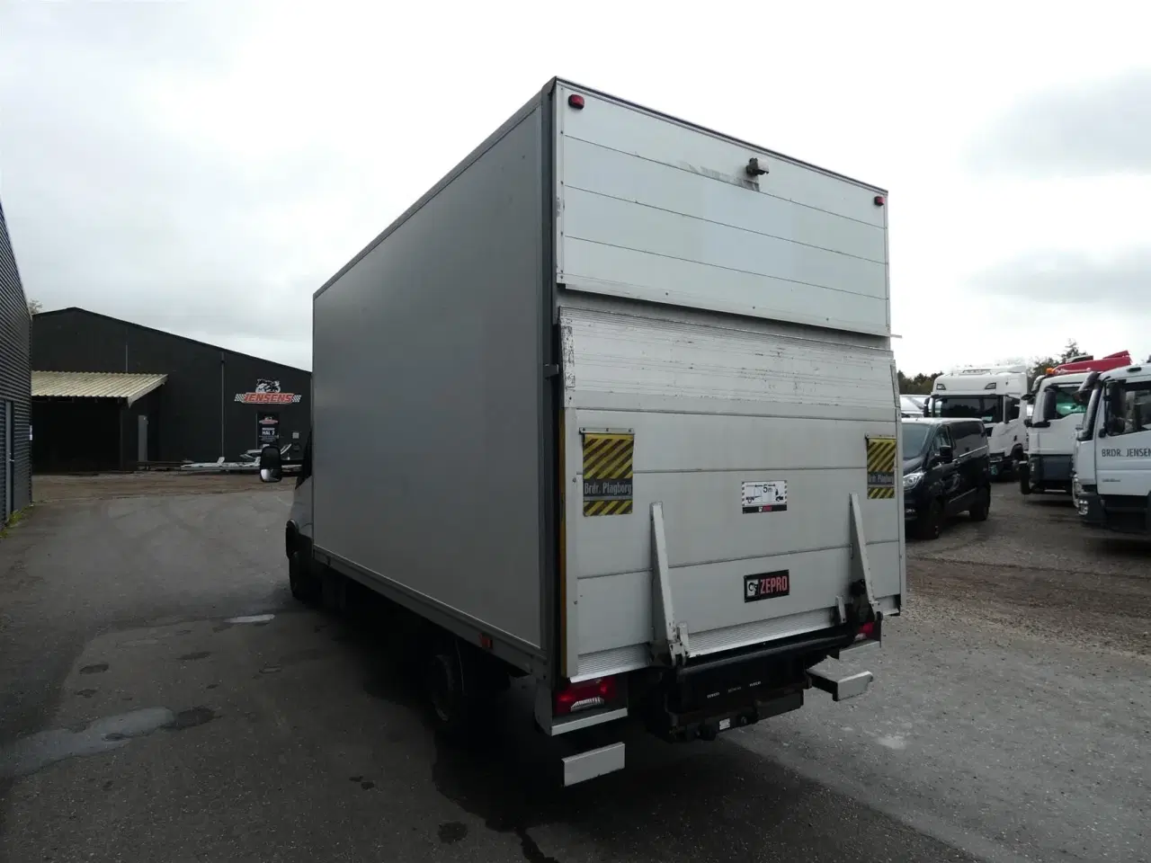 Billede 7 - Iveco Daily 35S16 4100mm 2,3 D m/Alukasse med lift Hi-Matic 156HK Ladv./Chas. 8g Aut.