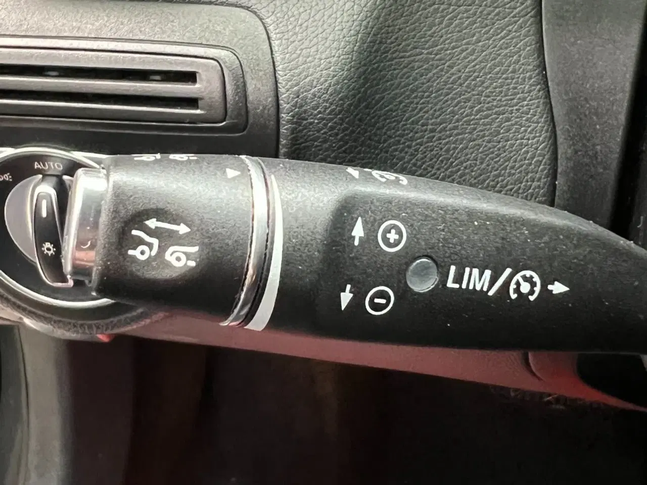Billede 13 - Mercedes C220 d 2,2 AMG Line stc. aut.