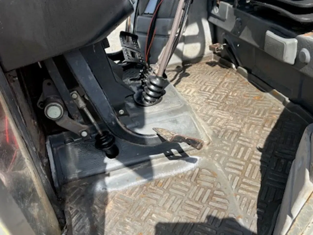 Billede 11 - Massey Ferguson 375 MED HAUER POM 90 FRONTLÆSSER