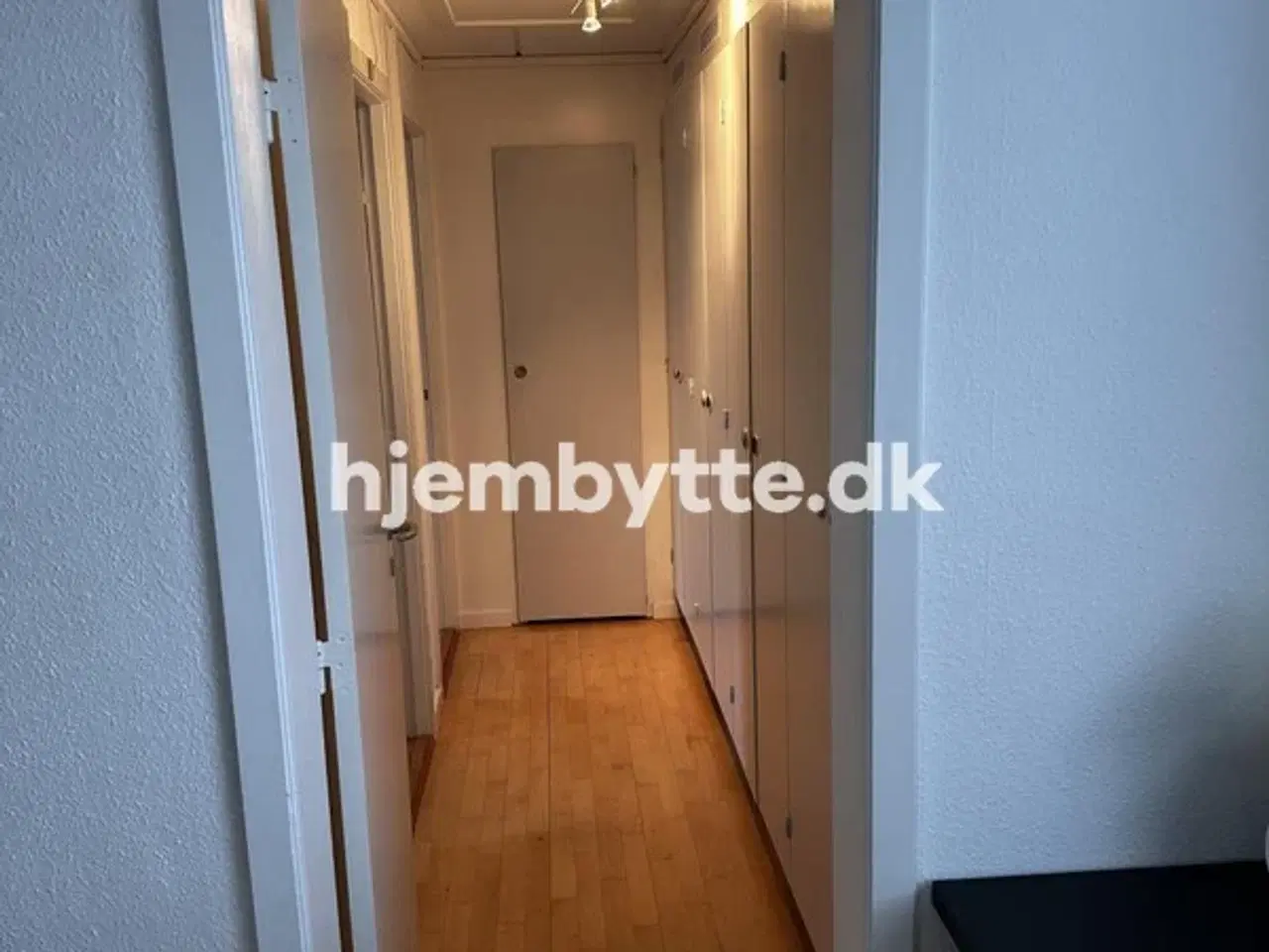 Billede 10 - Hjembytte - Storsejlet