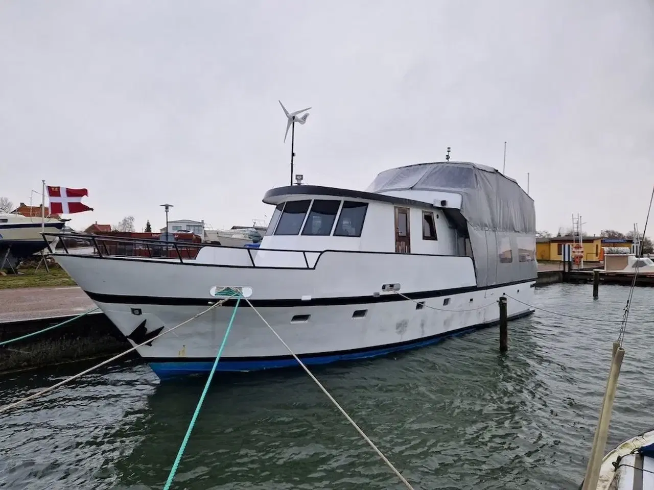 Billede 1 - Nautica S - Totalrenoveret beboelsesbåd/ husbåd - Søsat i 2020 - Klar til sejlads/beboelse