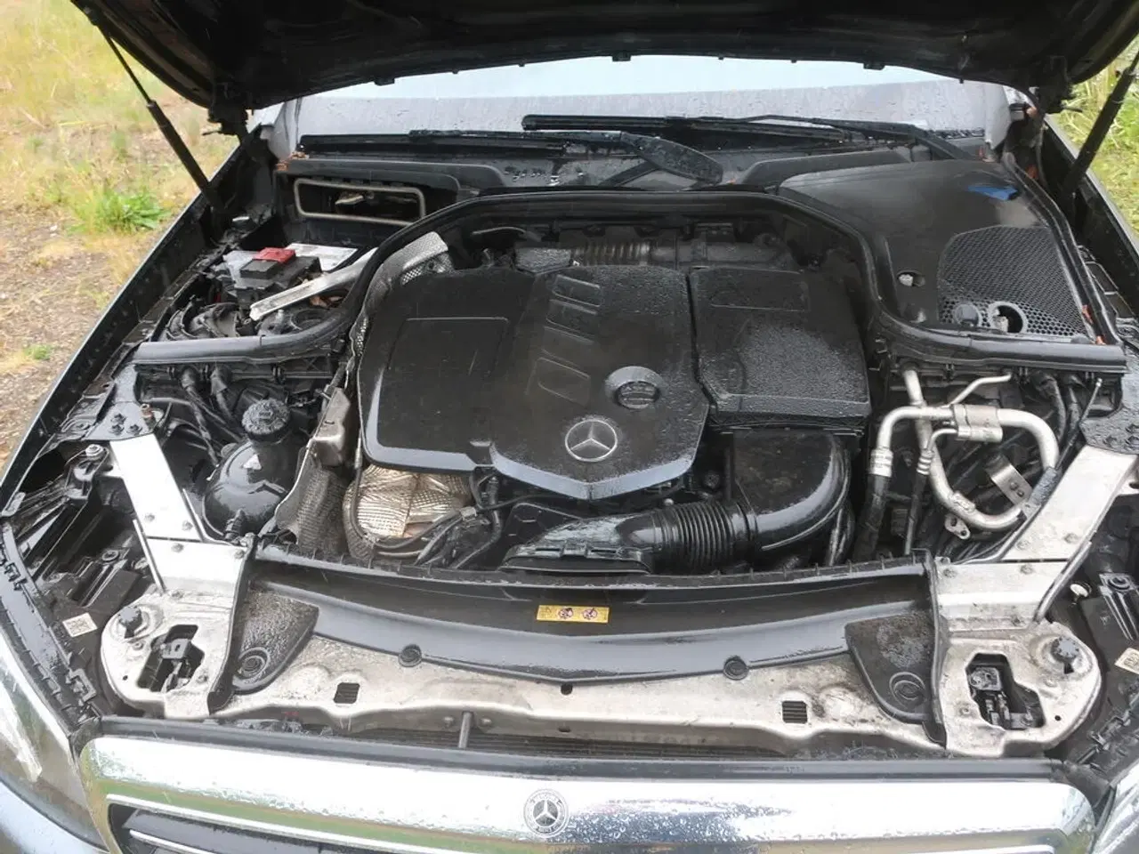 Billede 25 - Personbil MERCEDES E200d (momsfri) (uden afgift)