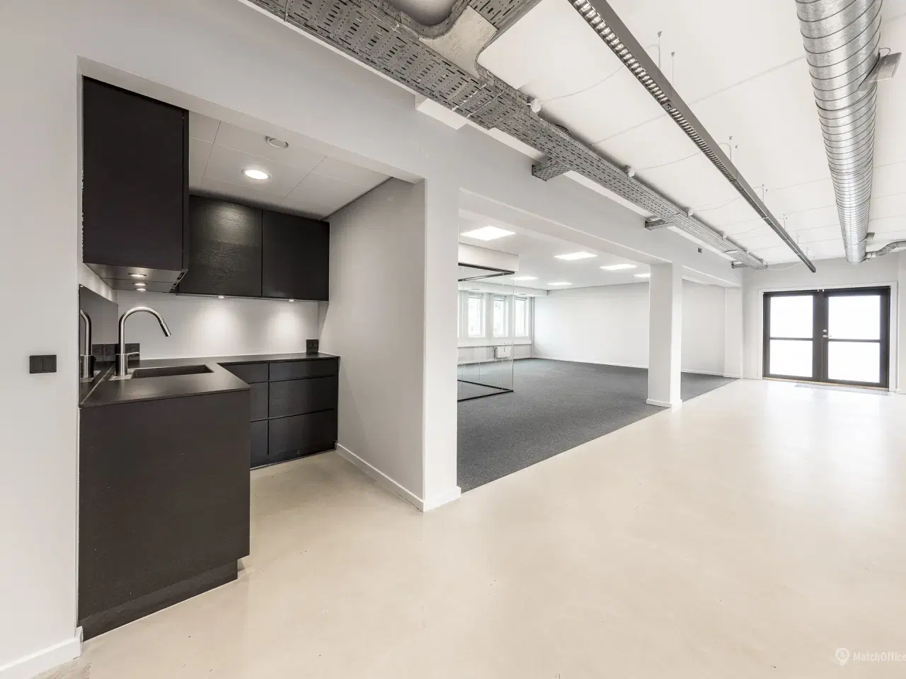 Billede 2 - Rummeligt og lyst lejemål på 293 m²