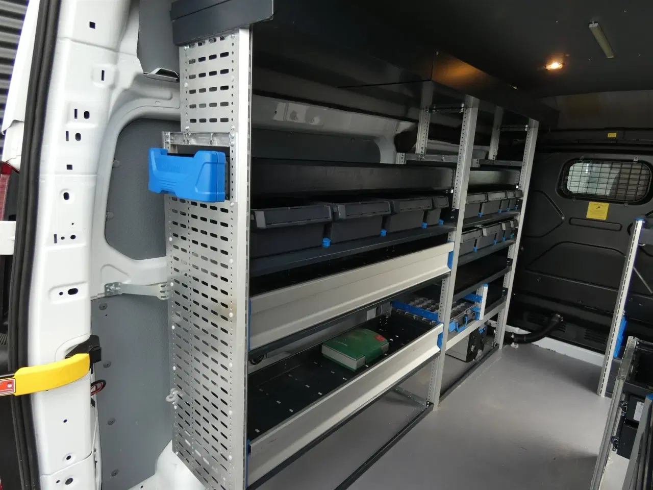 Billede 16 - Ford Transit Custom 300 L2H2 2,0 TDCi Trend VÆRKSTEDSBIL 130HK Van Man.