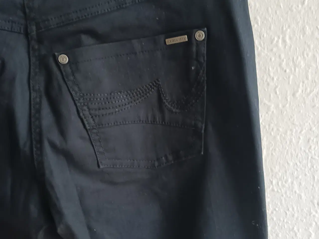 Billede 4 - Tre par damejeans 