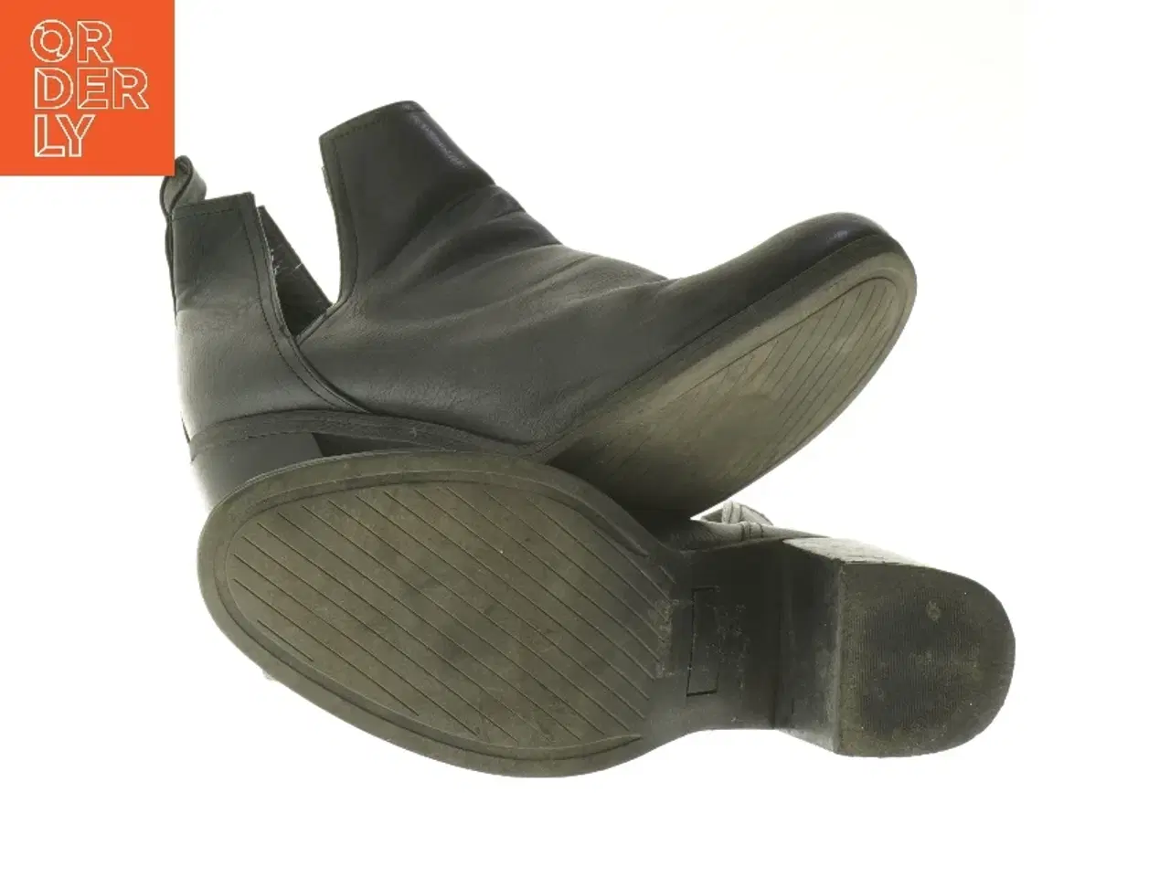 Billede 4 - Sort ankelstøvler med hæl (str. fod 25 cm)