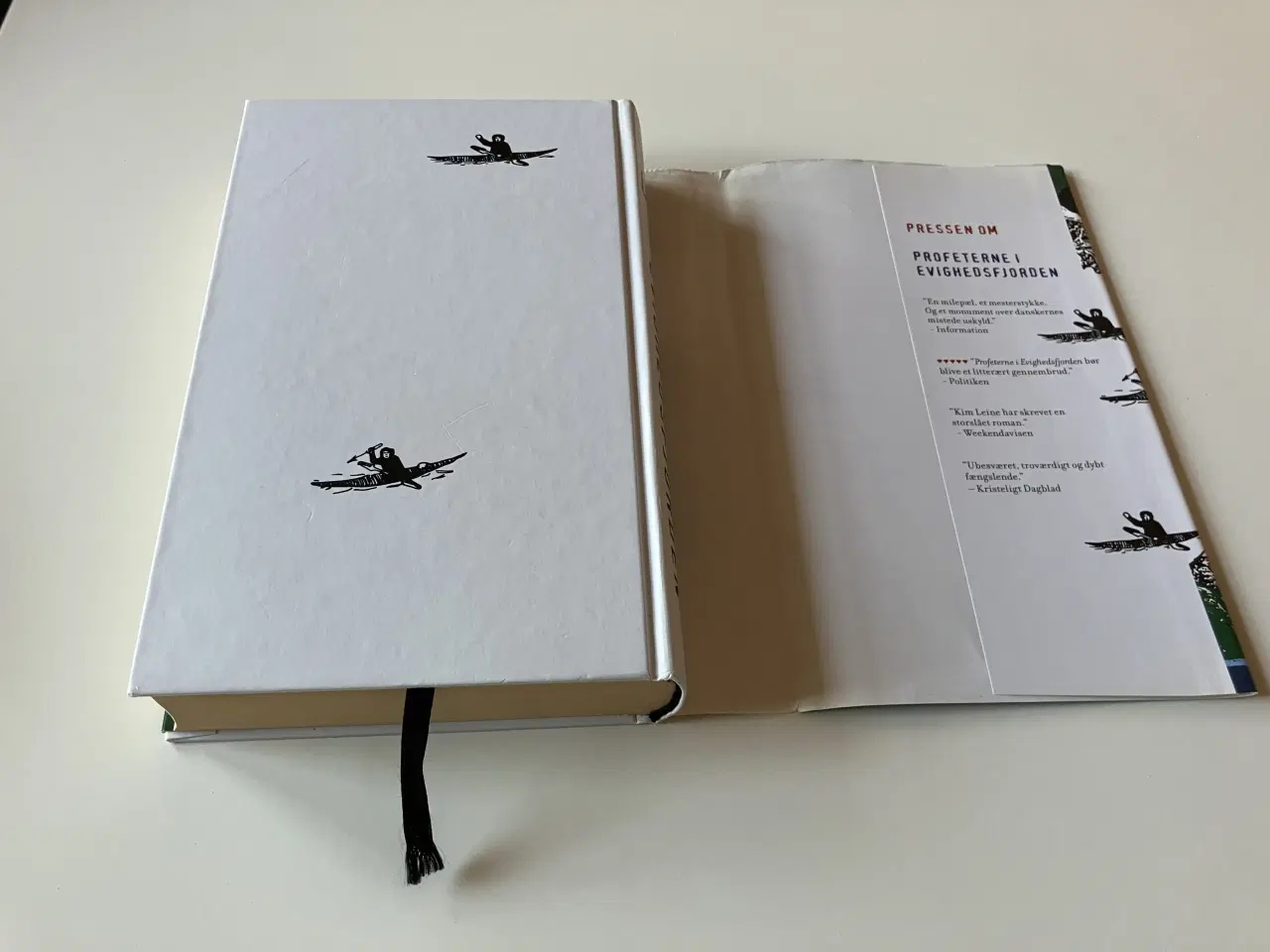 Billede 6 - Profeterne i evighedsfjorden. Af Kim Leine