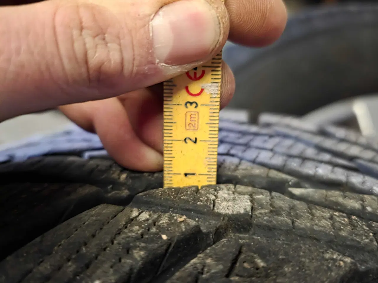 Billede 7 - Vinterdæk, Peugeot alufælge.