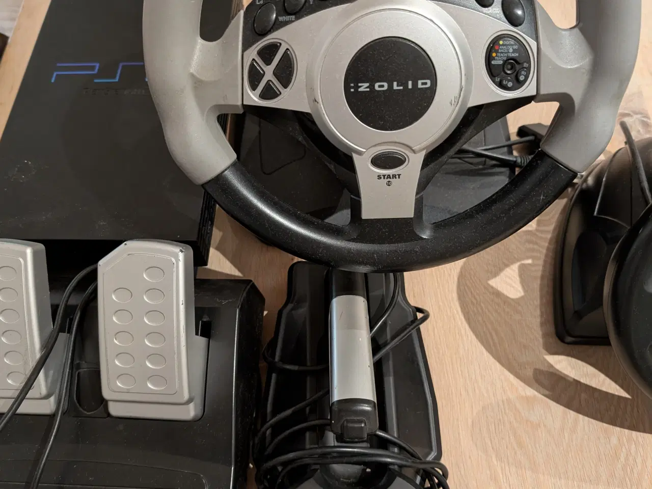 Billede 2 - ps1 rat, pedaler og håndbremse + 6 spil