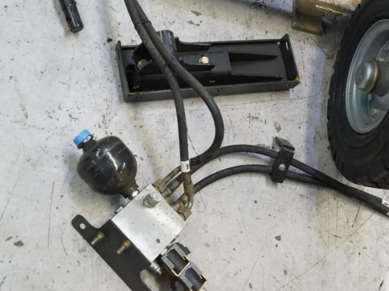 Billede 10 - Hydraulisk Støttehjul