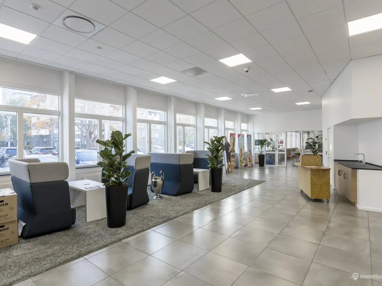 Billede 13 - Effektivt kontor med fælles kantine