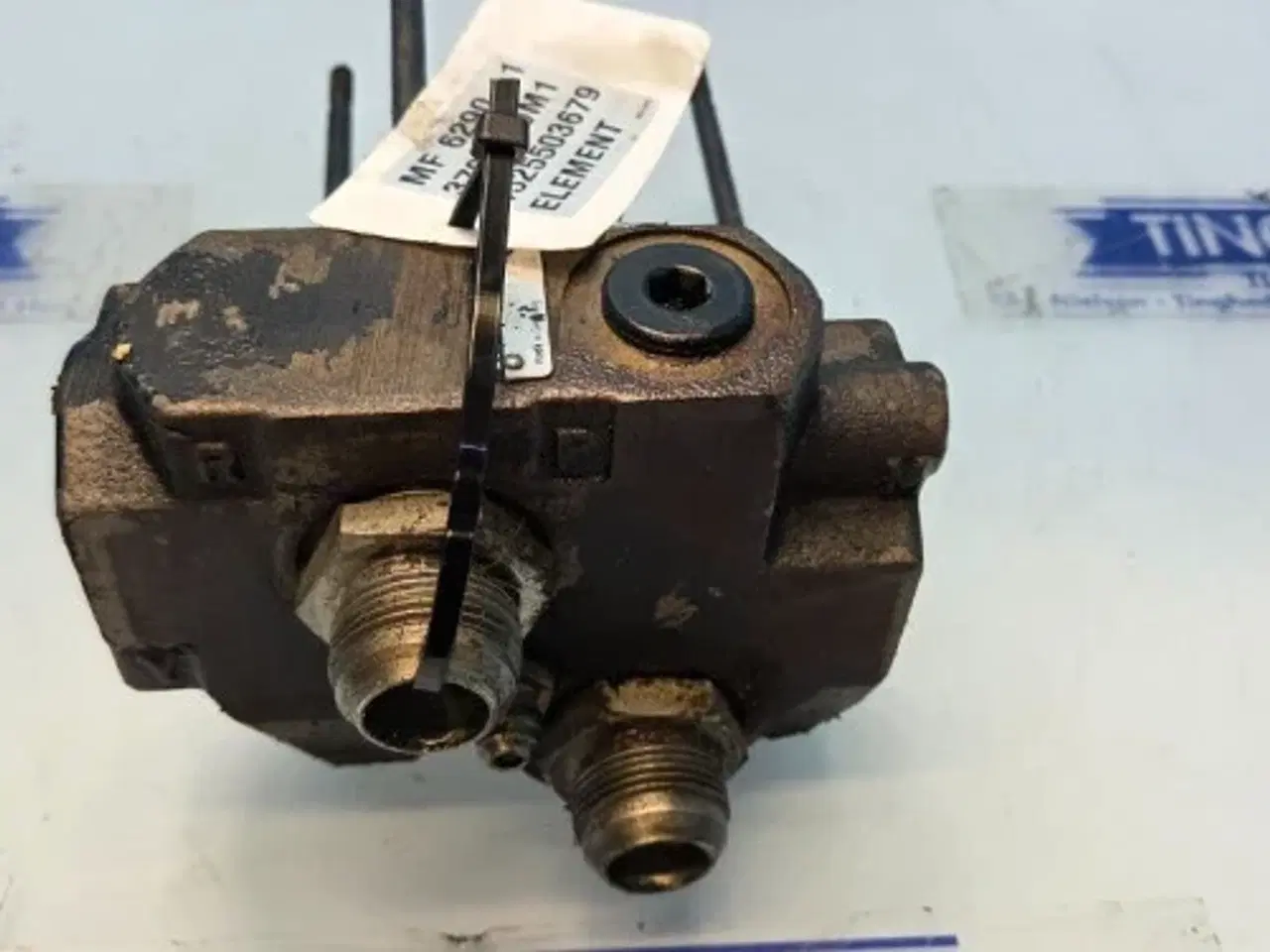 Billede 6 - Massey Ferguson 6290 Hydraulikventil 3796110M1