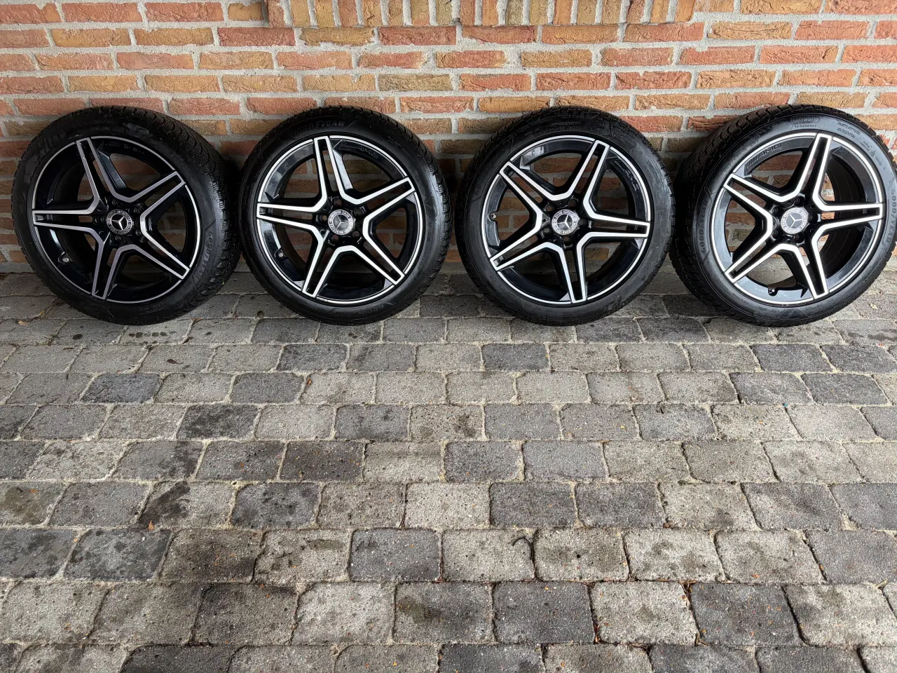 Billede 5 - 18” orig. Mercedes AMG vinterhjul “Nightpk”