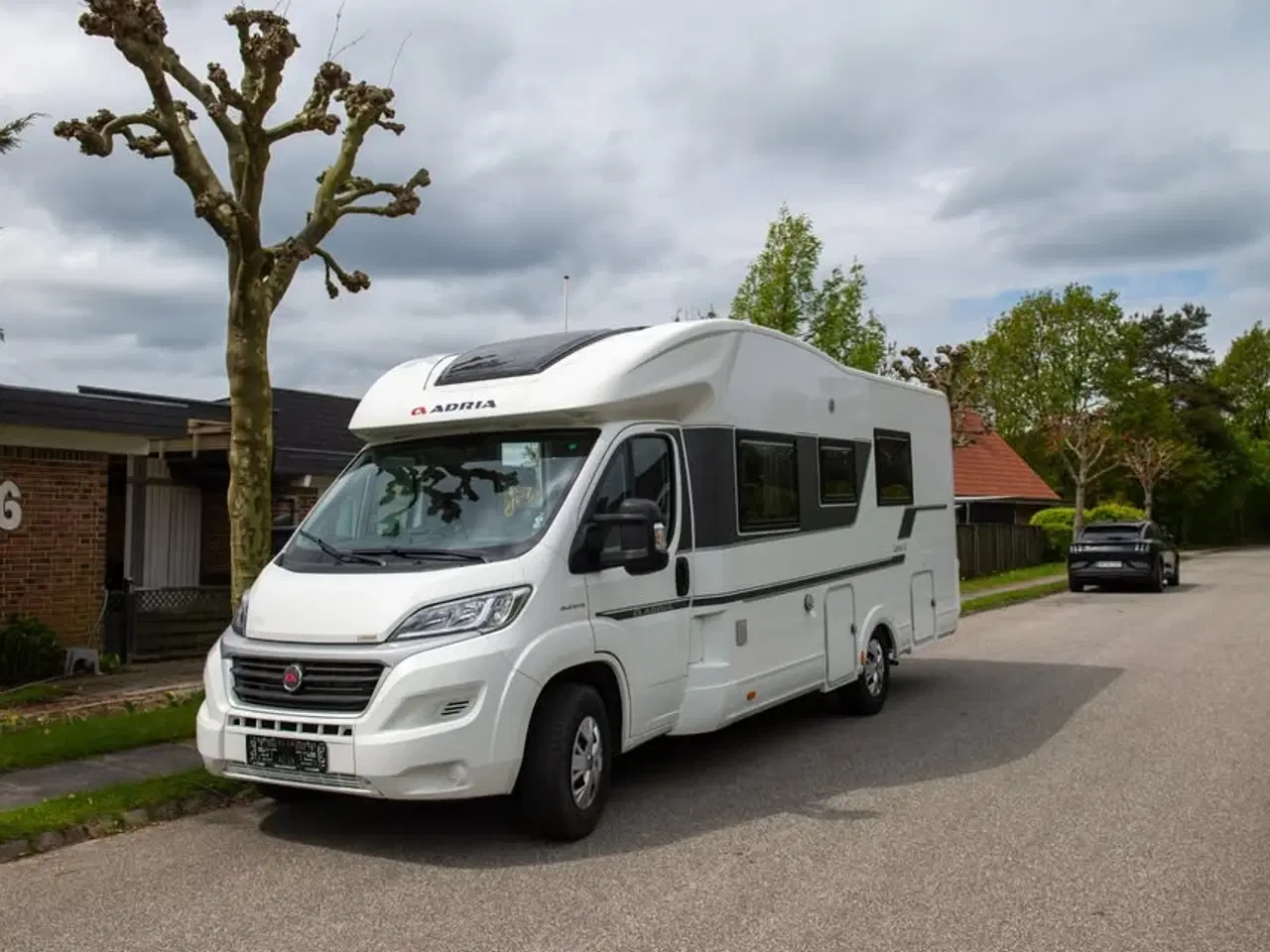 Billede 1 - Yderst velholdt Adria Coral Plus 670 SLT 