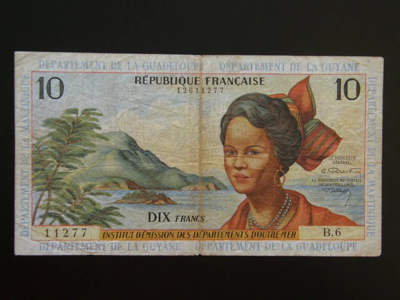 Billede 1 - French Antilles  10 Francs  1966 - 72  P8b