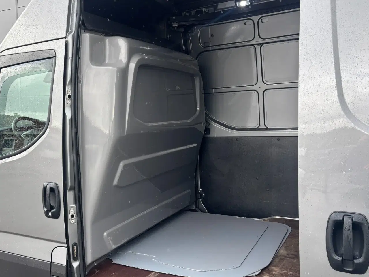 Billede 14 - Iveco Daily 3,0 35S21 12m³ Van AG8