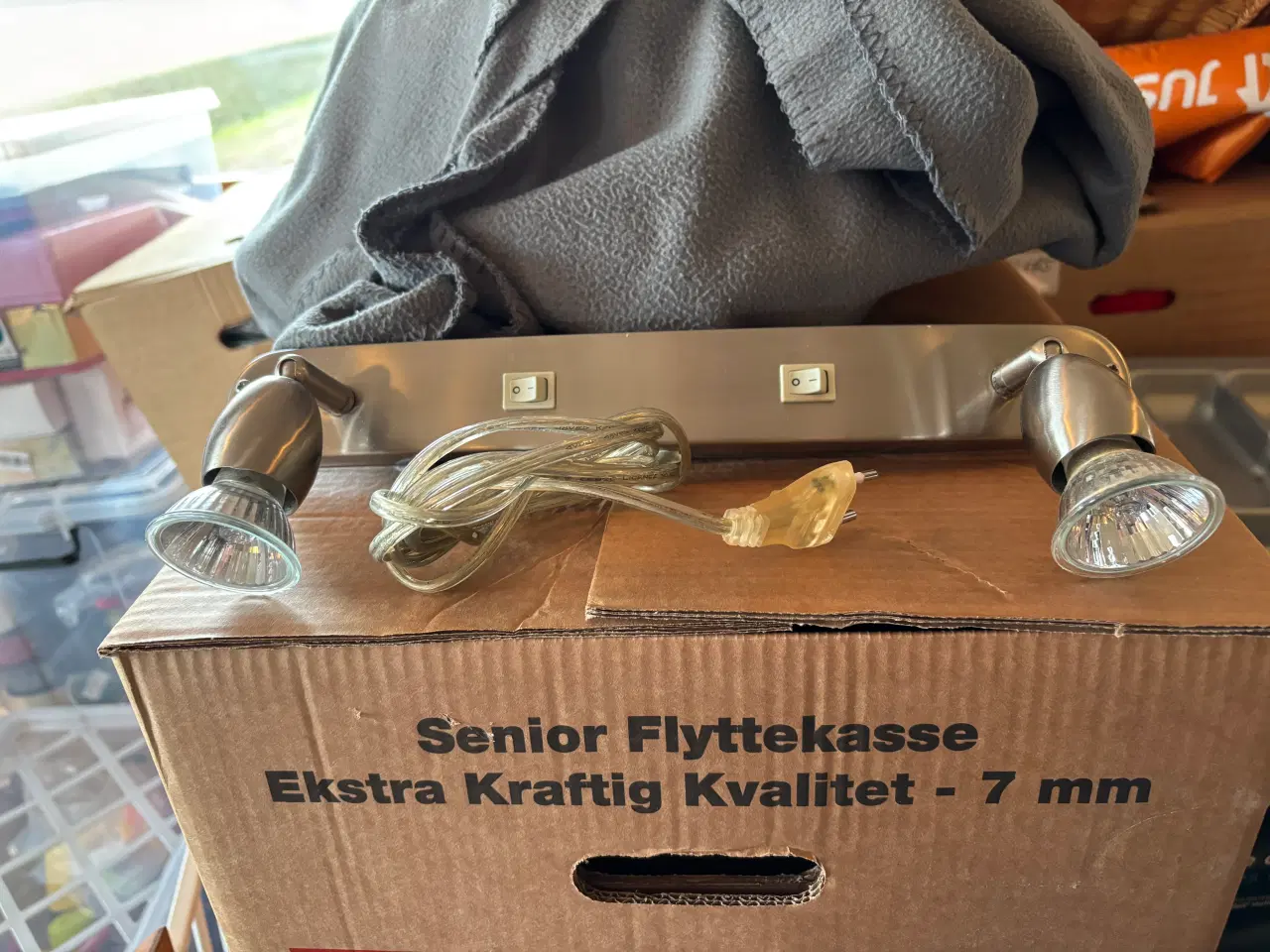 Billede 1 - Vægspot