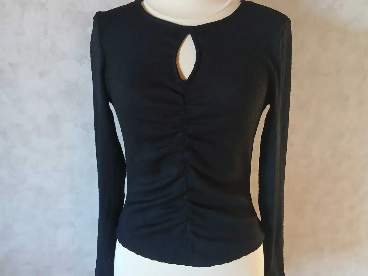 Billede 1 - Sort Frakment top str S