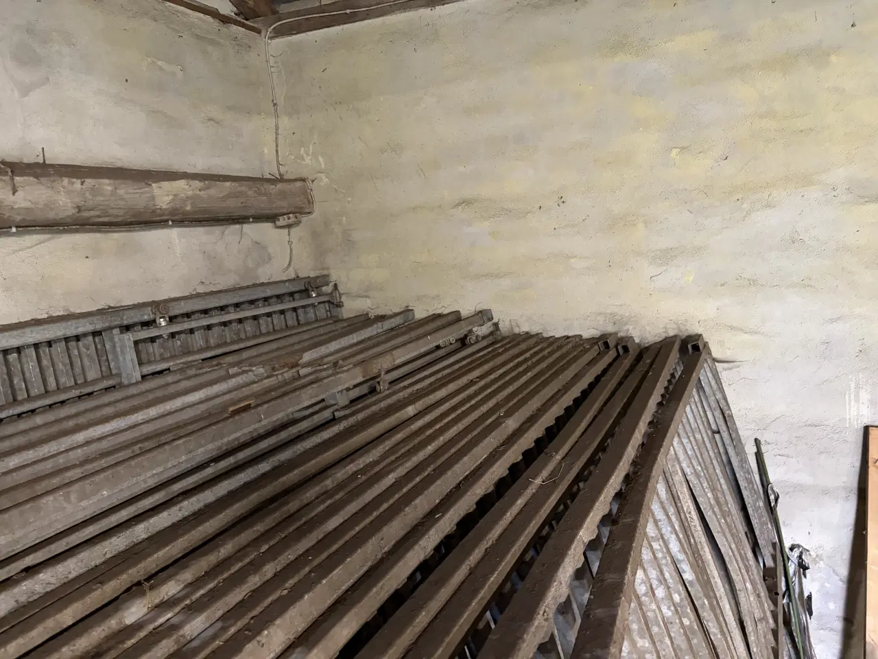 Billede 5 - Galvaniserede hestebokse 7 stk (22 døre/vægge)