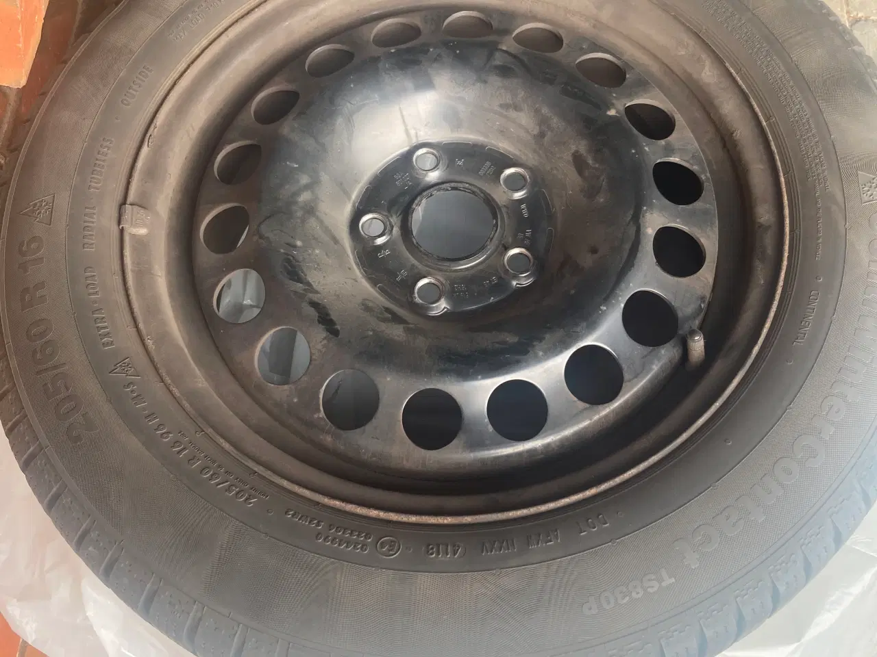 Billede 3 - Vinterdæk 205/60  r 16