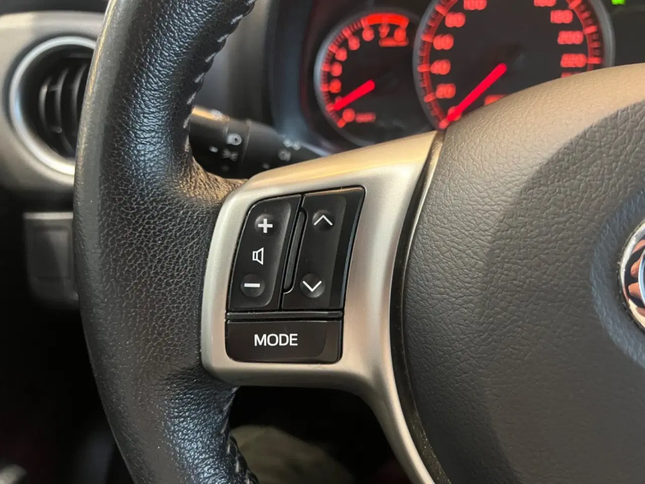 Billede 11 - Toyota Yaris 1,0 VVT-i T2