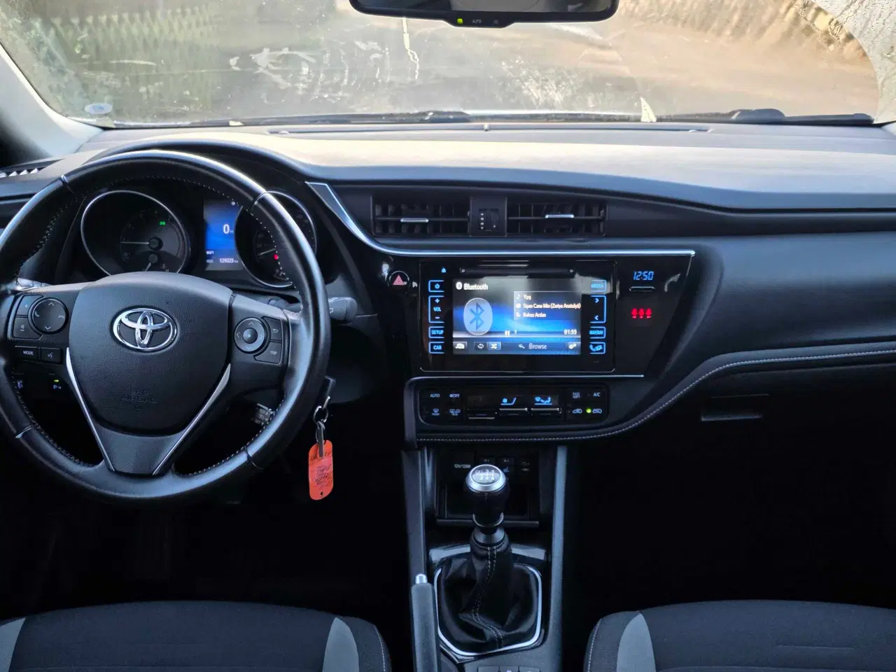 Billede 5 - Toyota Auris 1.2 Benzin modelår 2016 kun kørt 129.