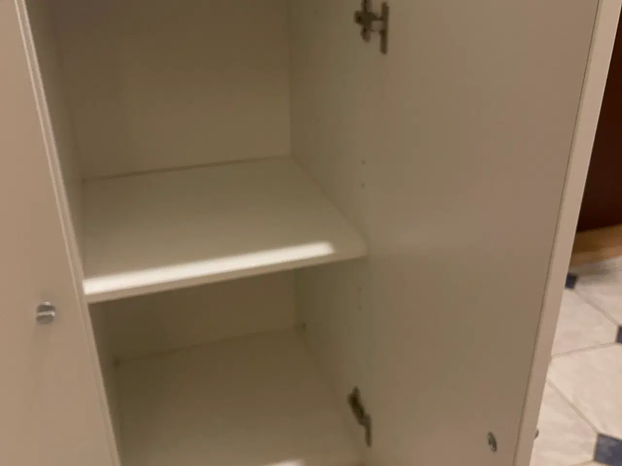 Billede 4 - Skab/ kan også bruges som overskab 