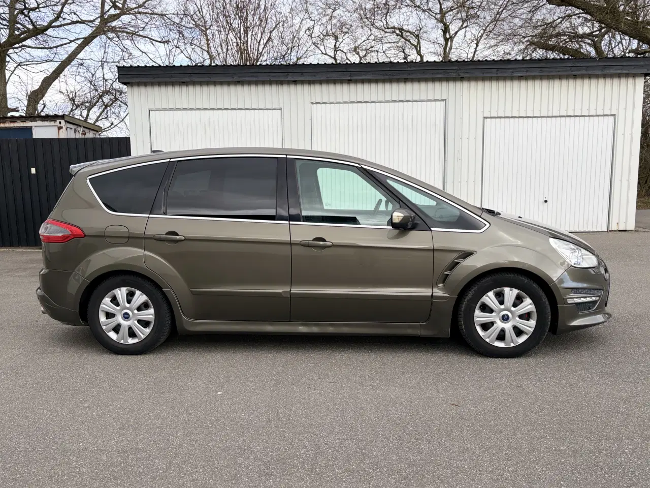 Billede 6 - Topudstyret Ford S-max 2,0 SCTI 140 HK Titanium S