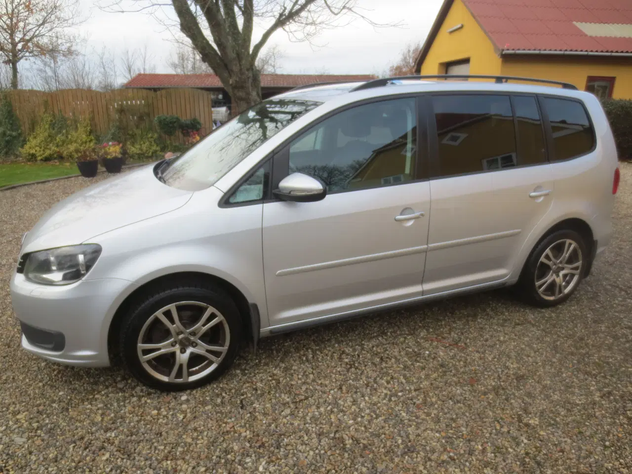 Billede 11 - VW Touran 1.6 TDi 7 Pers. årg 2013. Nysynet. 