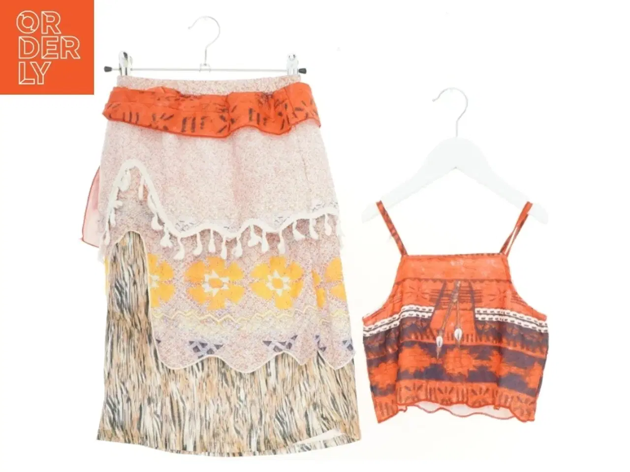 Billede 2 - Udklædning (str. 140 cm)