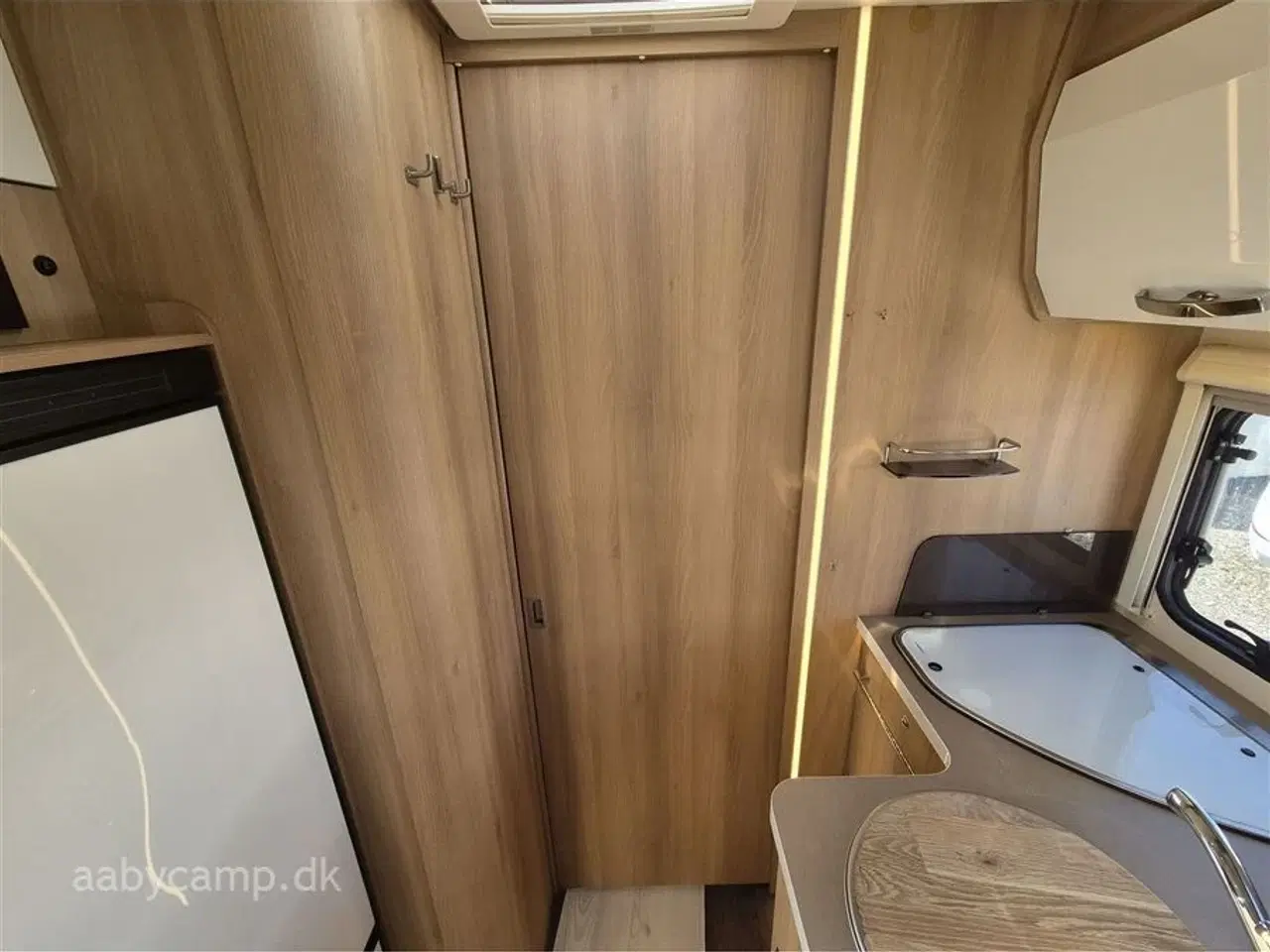 Billede 15 - 2017 - Rollerteam Kronos 284TL Solcelle. batteri. markise. cykelstativ. Duo-control. Fuld service inkl. tandrem. Har kun kørt 54,000 KM !!!!!