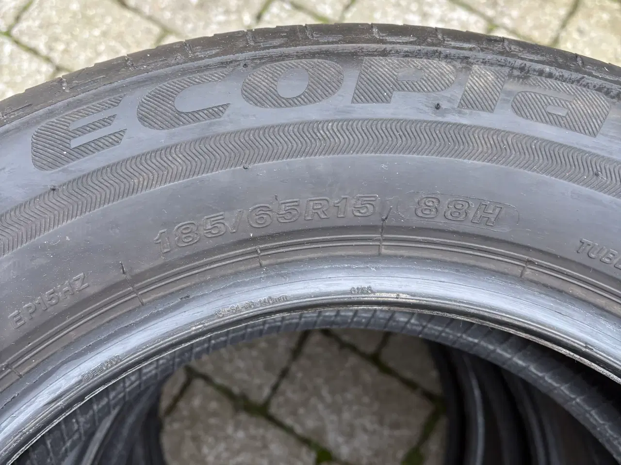 Billede 2 - Sommerdæk 185/65-15
