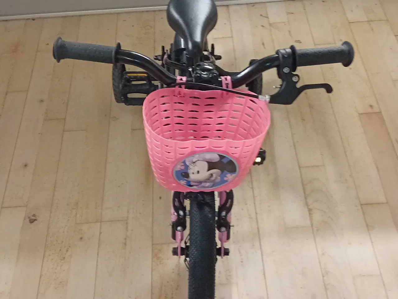 Billede 3 - Super smart børnecykel. Passer til 3-5 år.