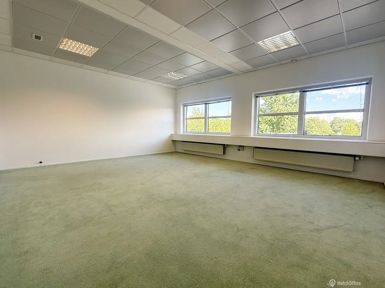Billede 5 - Flerbrugerejendom m. kantine. reception og gratis parkering